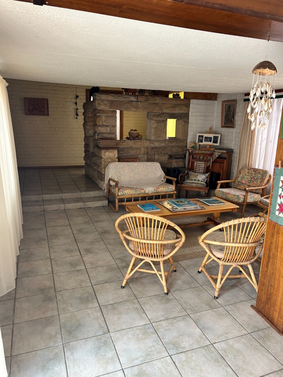 4 Bedroom Property for Sale in Hospitaalheuwel Free State